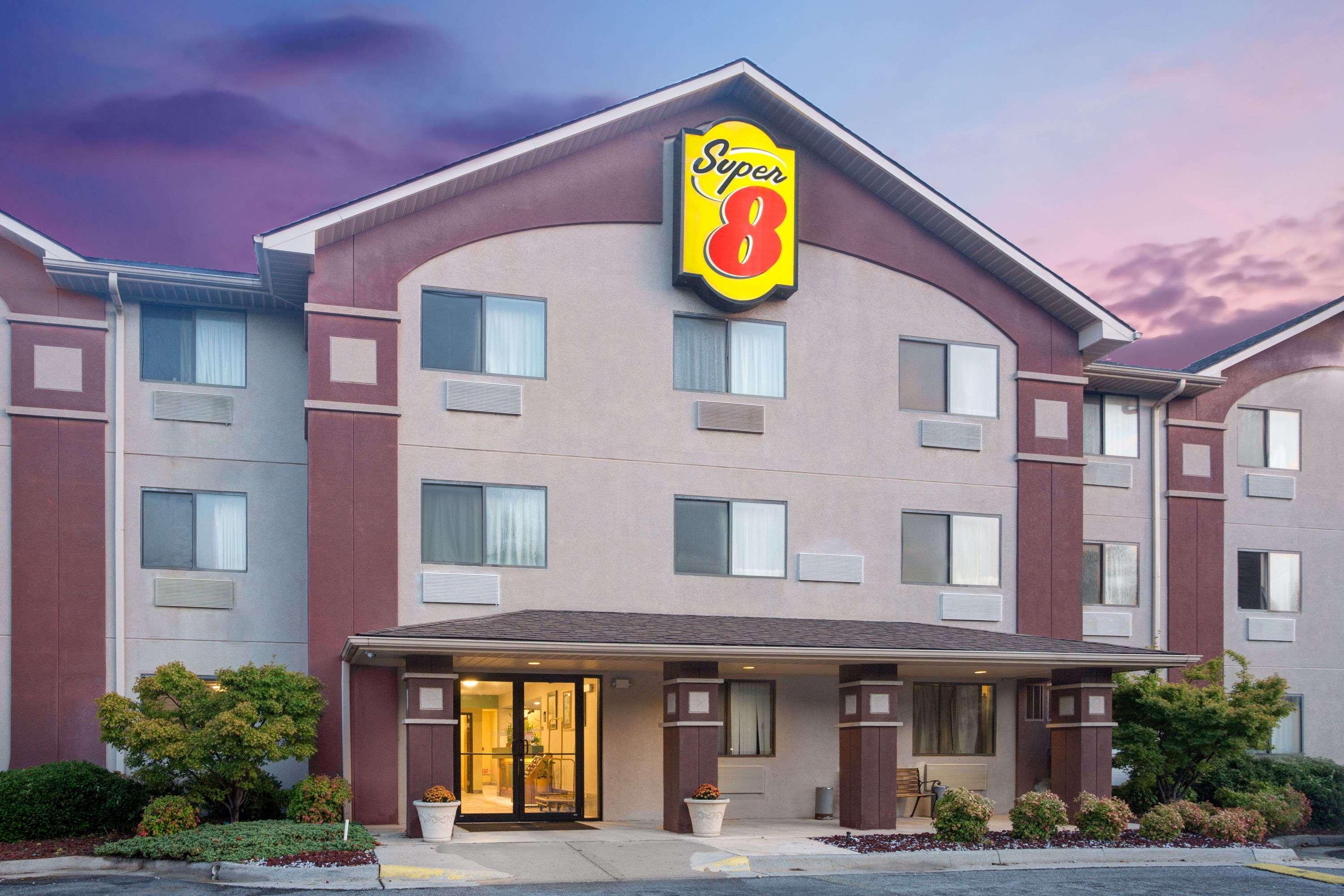 Super 8 By Wyndham Lynchburg Va Hotel Luaran gambar