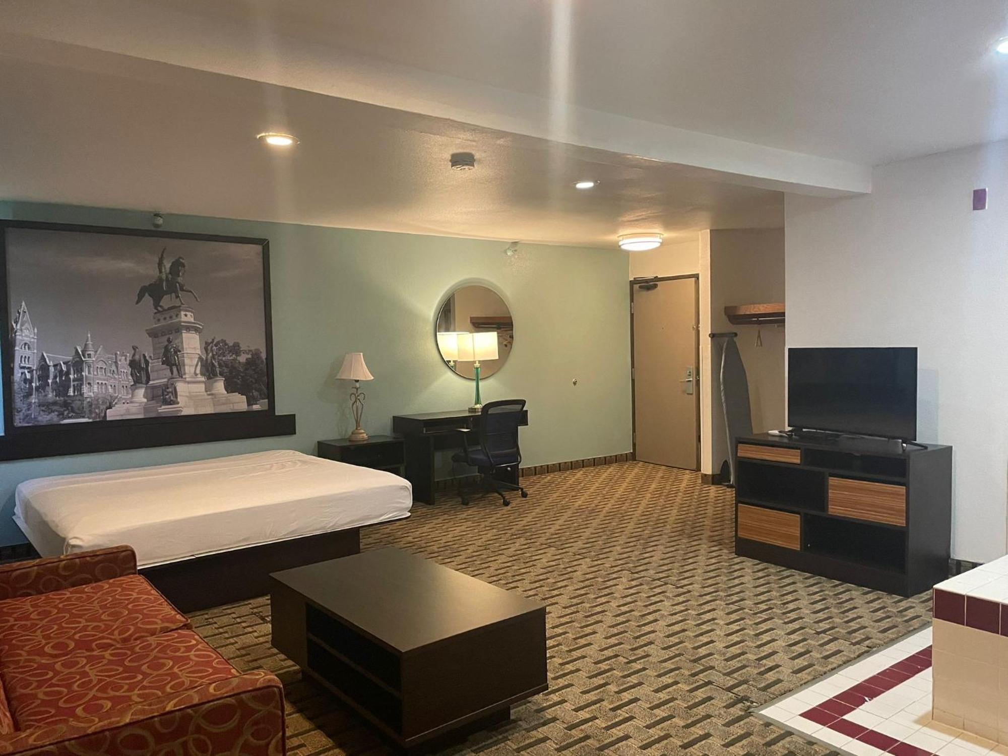 Super 8 By Wyndham Lynchburg Va Hotel Luaran gambar