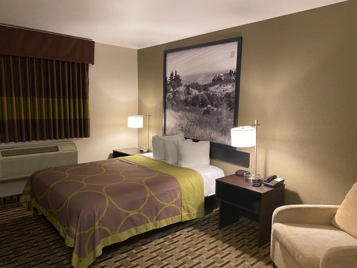 Super 8 By Wyndham Lynchburg Va Hotel Luaran gambar